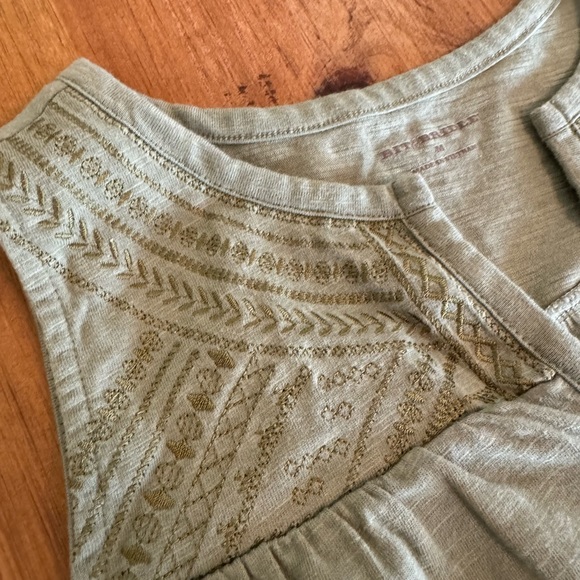 Tank Top - Picture 5 of 7